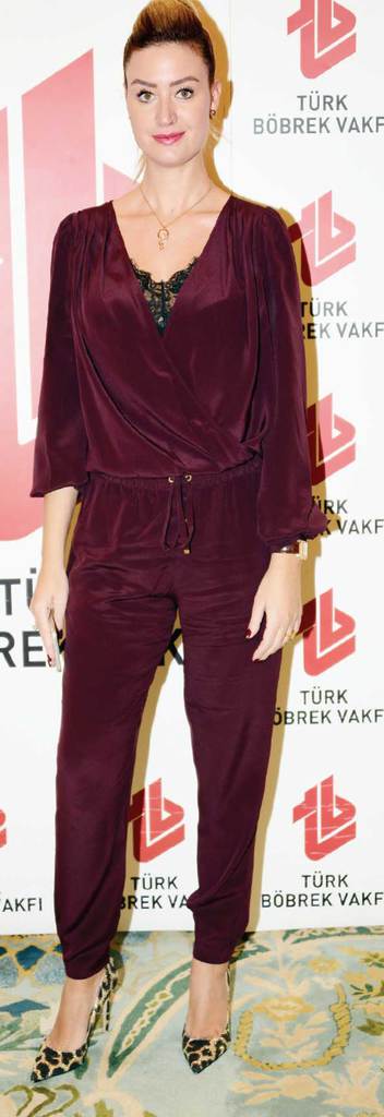 Böbrek Vakfı yararına defile