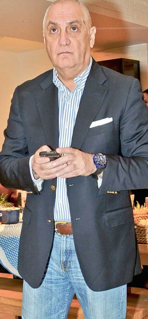 Dostları Toner’leri yalnız bırakmadı