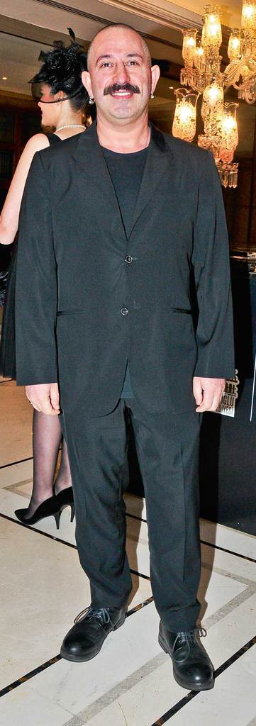 Türk sinemasına damga vuranlar ödüllendirildi