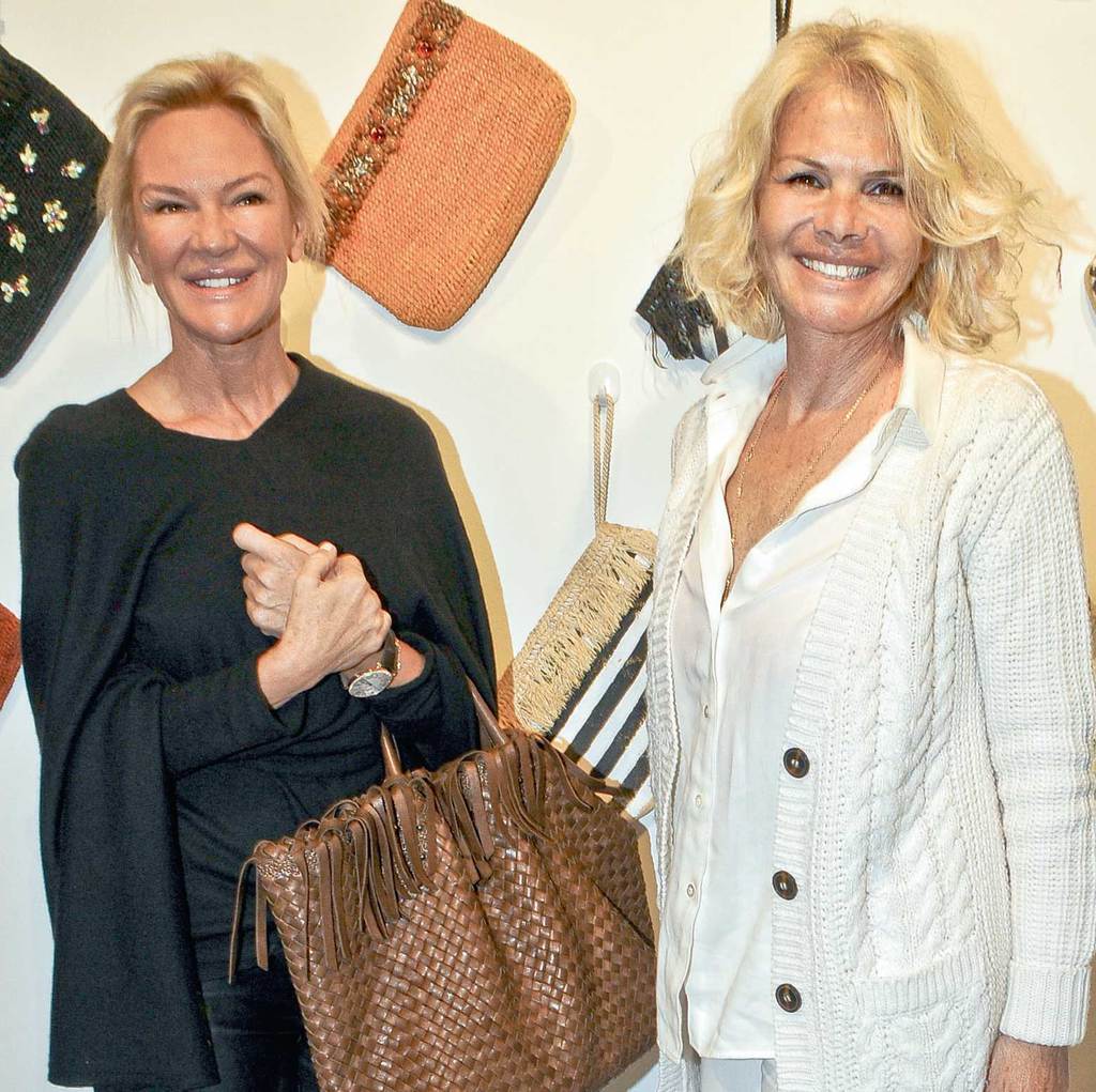 Yazlık çantalarını tanıttılar