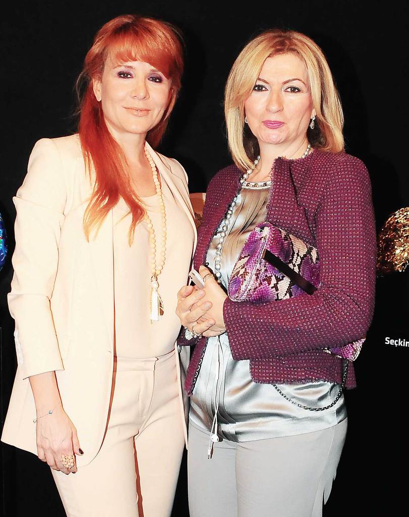 Minik kalplere 'maskeli' yardım