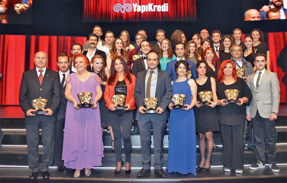 Afife Tiyatro Ödülleri sahiplerini buldu