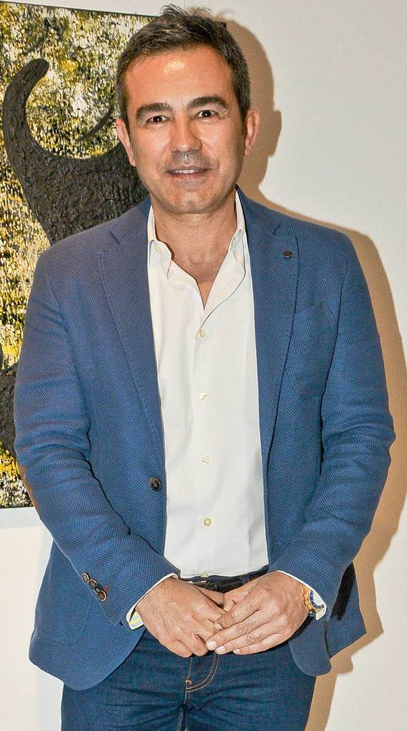 Ertuğ 13. kişisel sergisini açtı