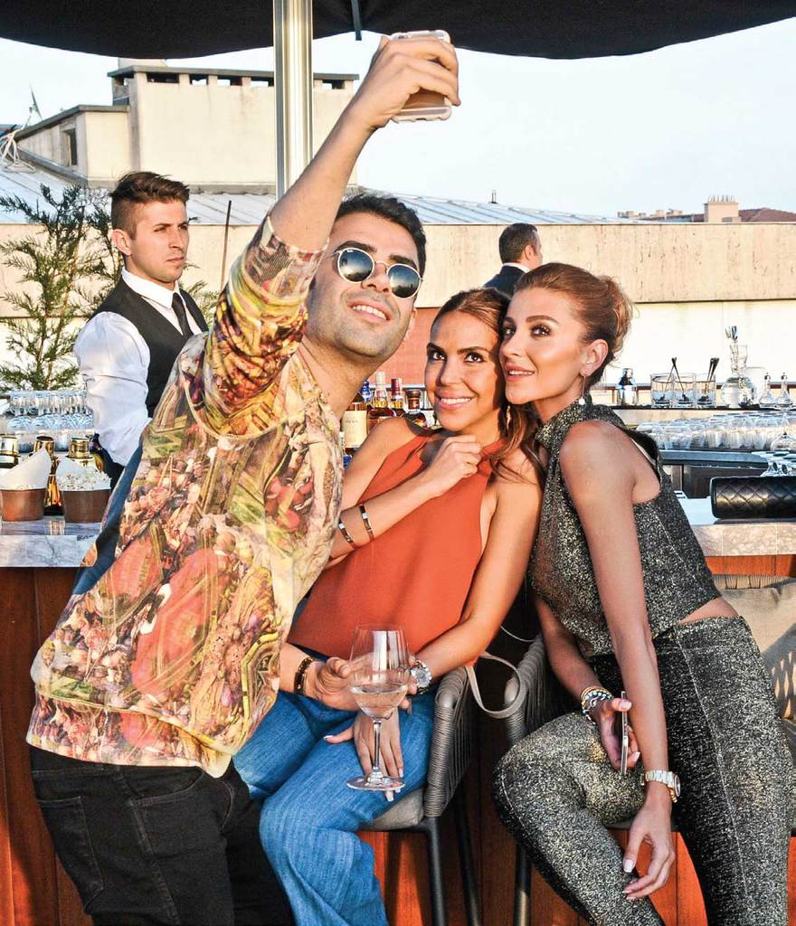 Günaydın 'Yaza Merhaba' dedi