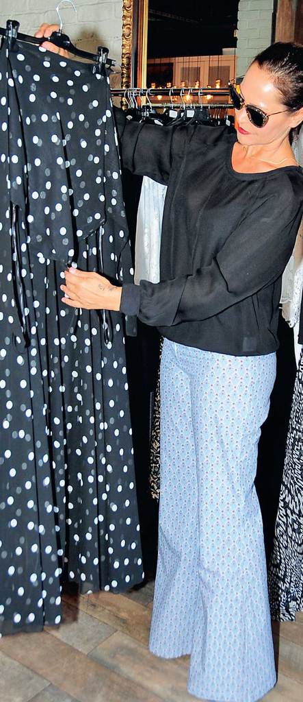 Kardeşi için mankenlik yaptı