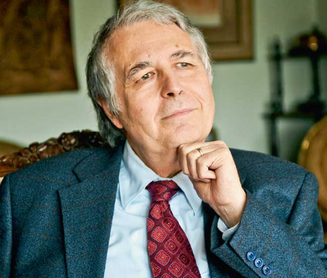 Sevenleri son yolculuğuna uğurladı