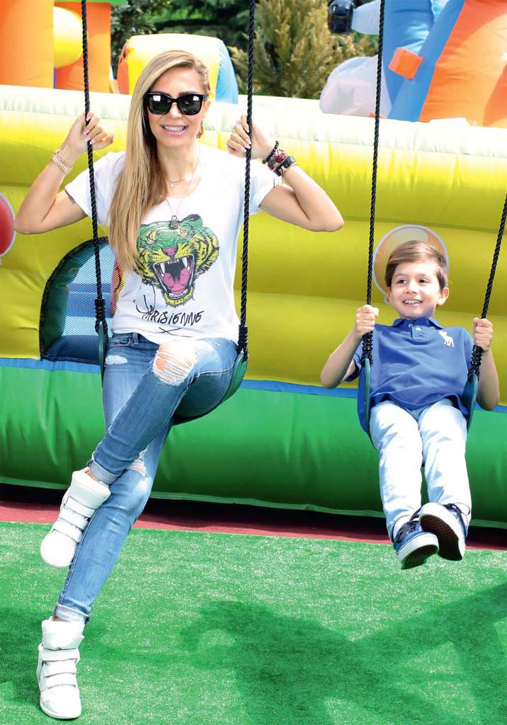 Çocuklar babalarının izinde  