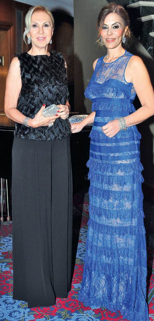 Görkemli bir düğünle evlendiler