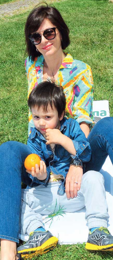 Çocuklarıyla keyifli bir gün geçirdiler