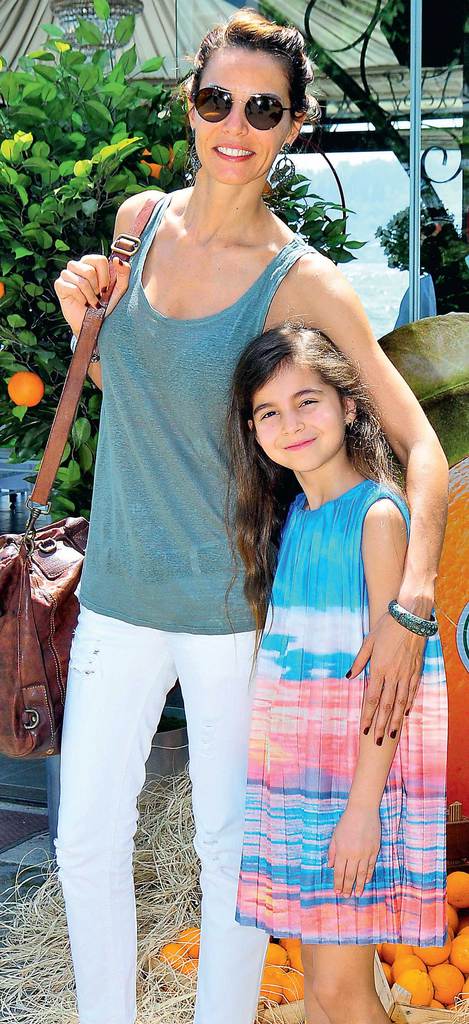 Çocuklarıyla keyifli bir gün geçirdiler