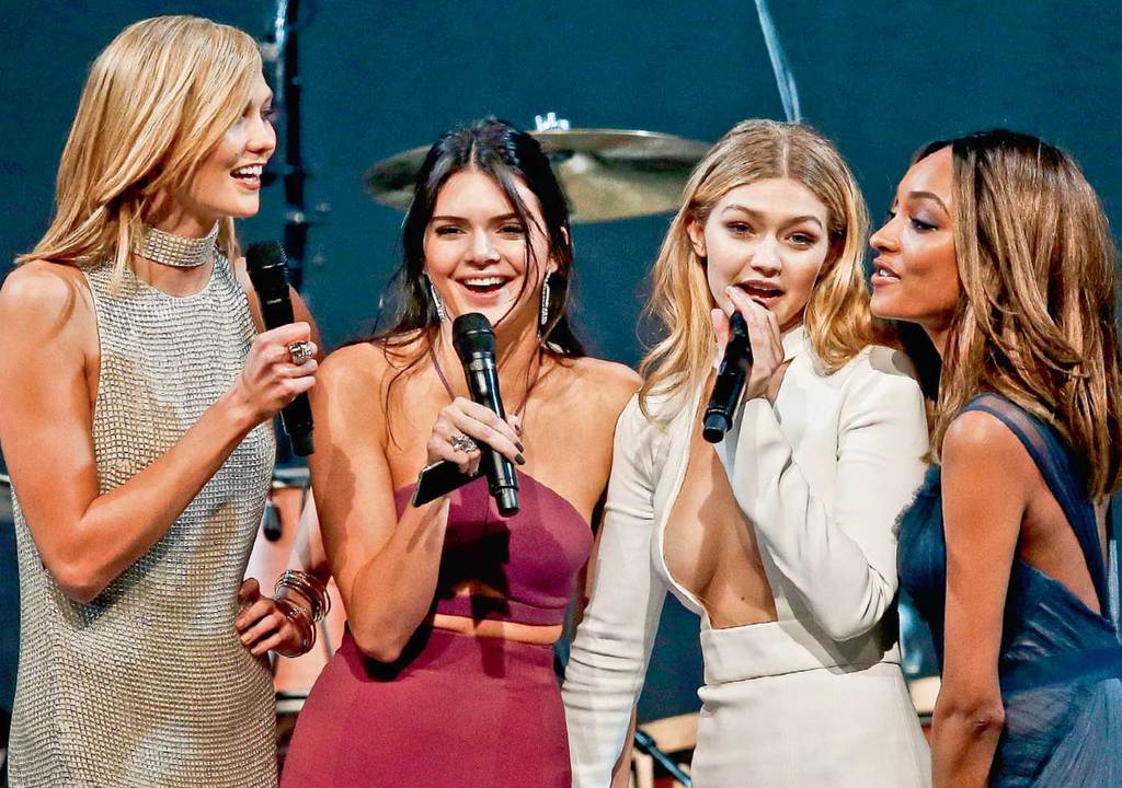 Hollywood AIDS'e karşı