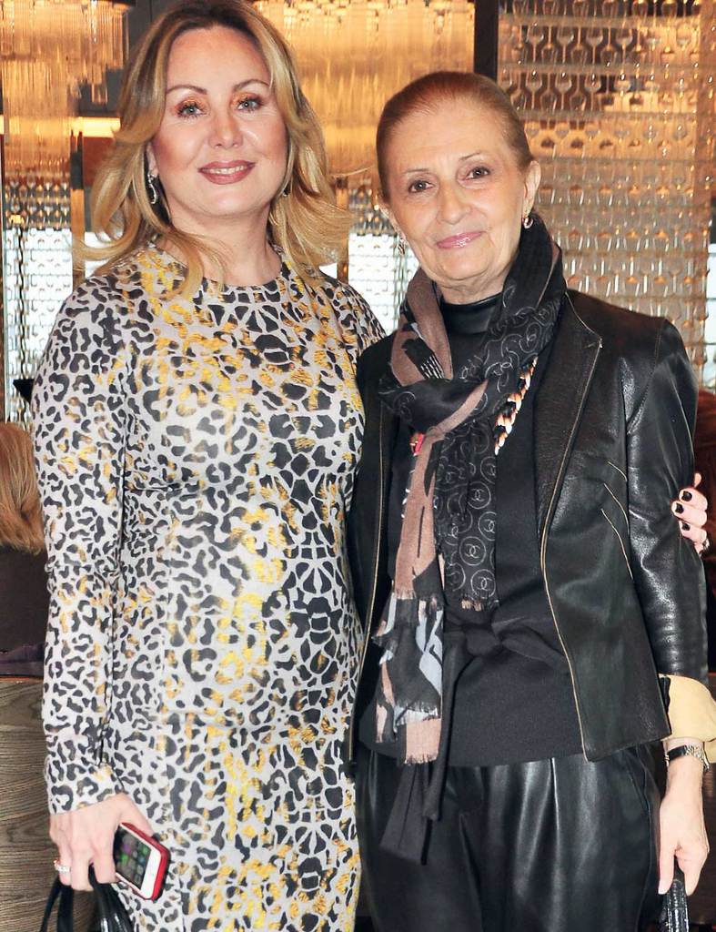 Torunu için davet verdi