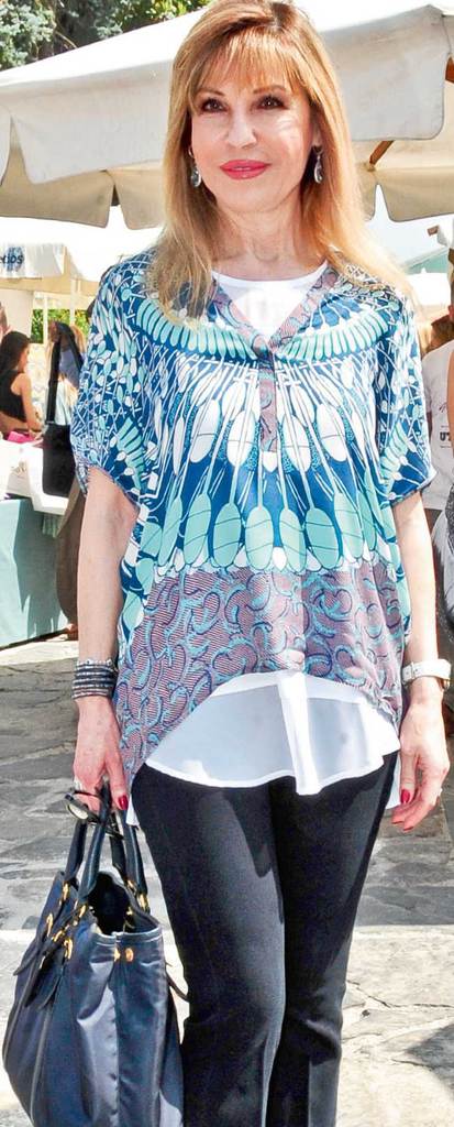 Genç kızlar için alışveriş yaptılar