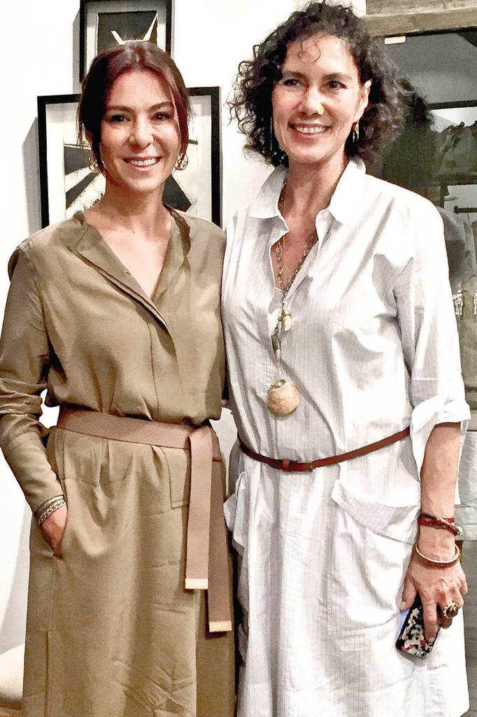 Erol'dan heykel gibi mercan takılar