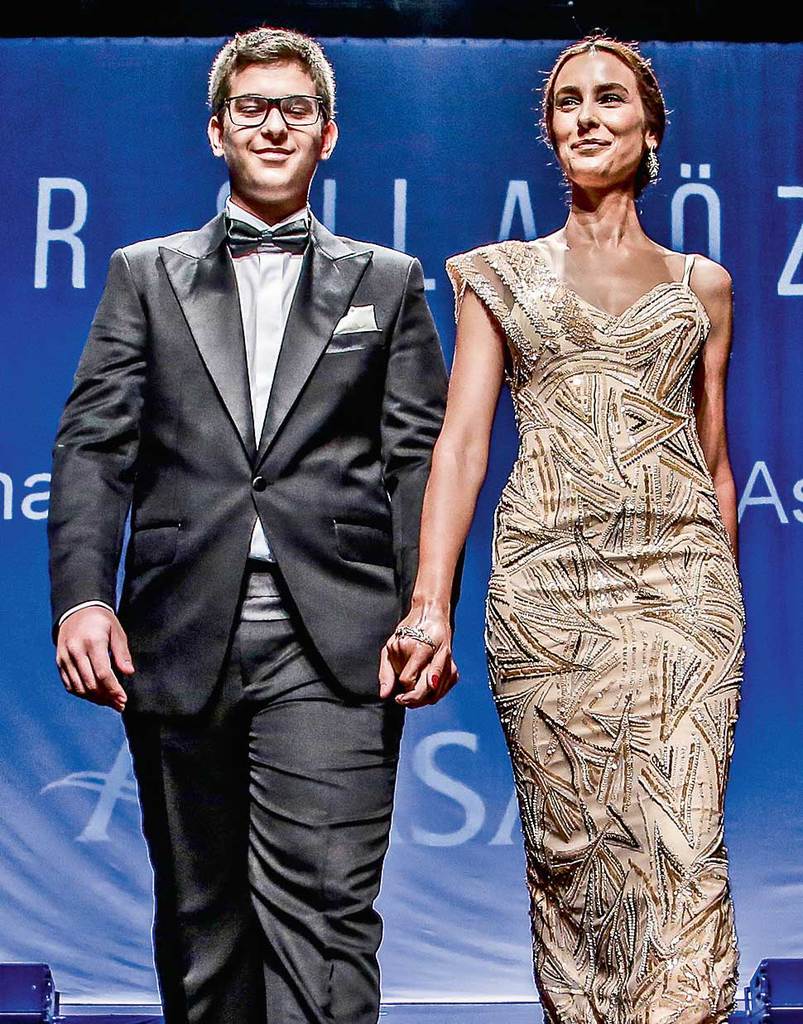 Çocuklar için podyumda 'ÇABA'ladılar