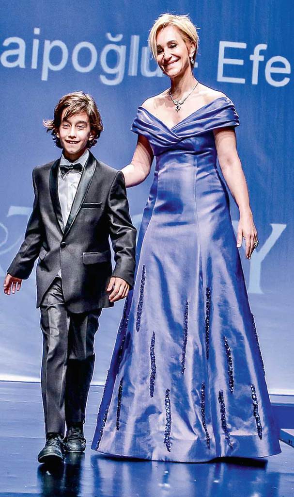 Çocuklar için podyumda 'ÇABA'ladılar