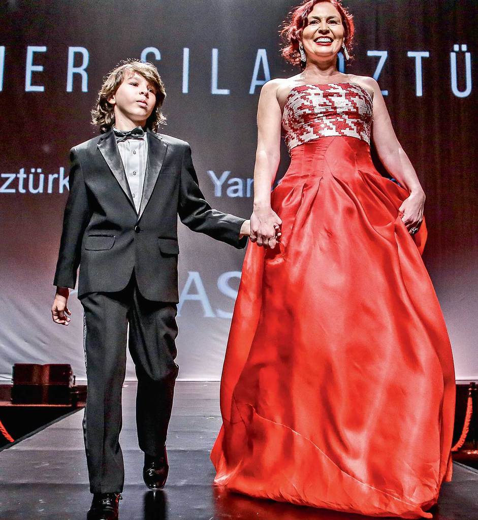 Çocuklar için podyumda 'ÇABA'ladılar