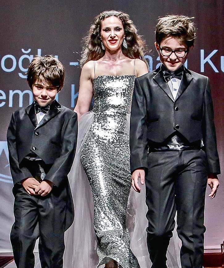 Çocuklar için podyumda 'ÇABA'ladılar