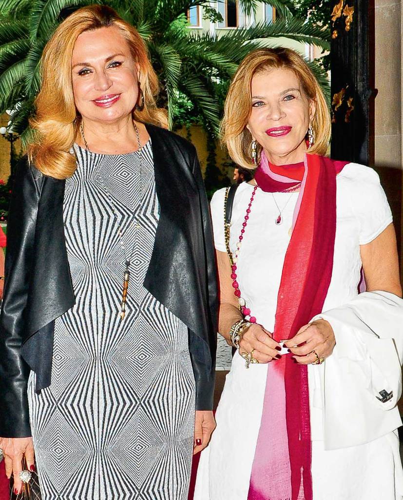 Kanserle Savaş Vakfı yararına defile