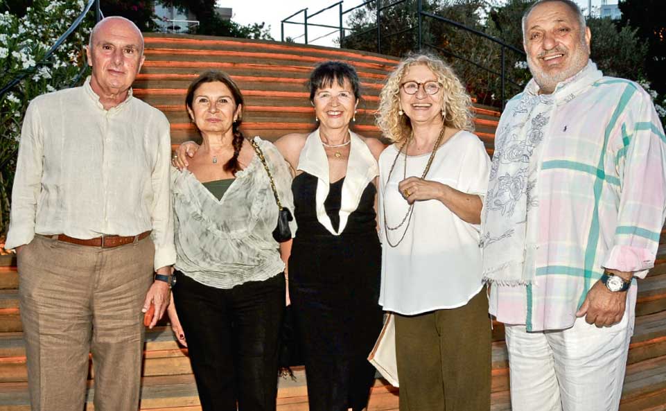 Yenilenen otele keyifli açılış daveti