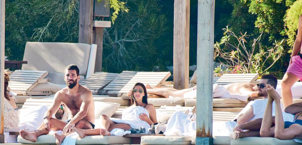 Bodrum Beach'leri renklendi