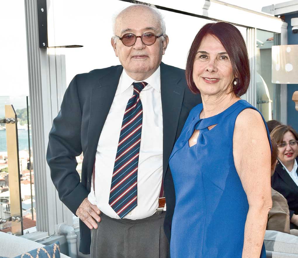 Pera'nın en keyifli terası açıldı