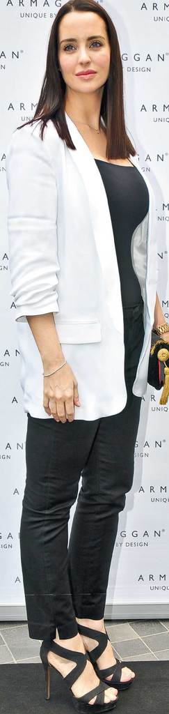 Konsolos eşlerine özel davet