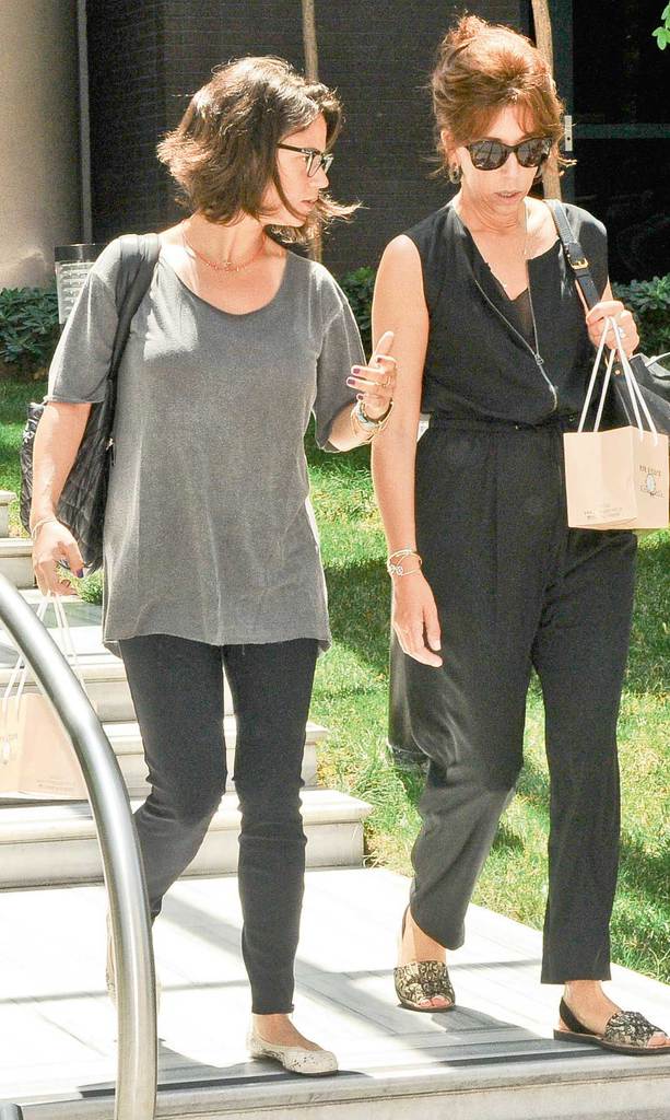 İkizleri görmeye gittiler