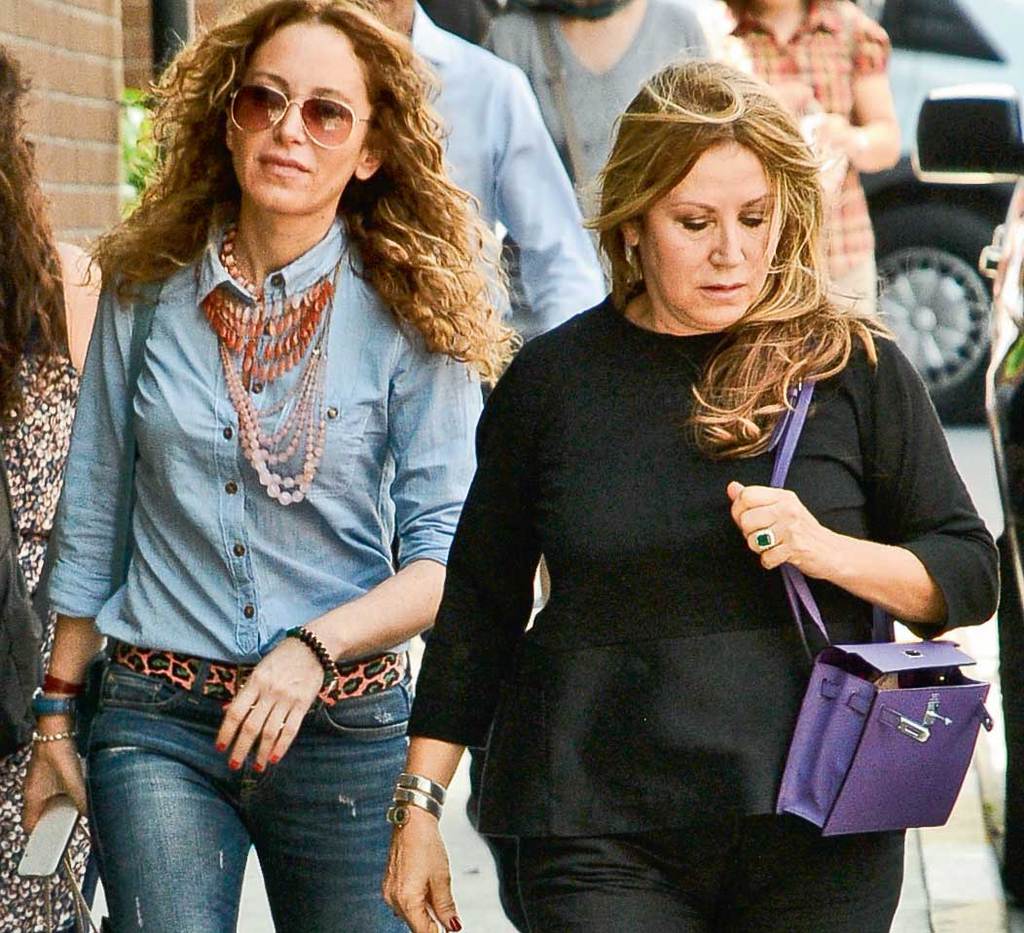 İkizleri görmeye gittiler