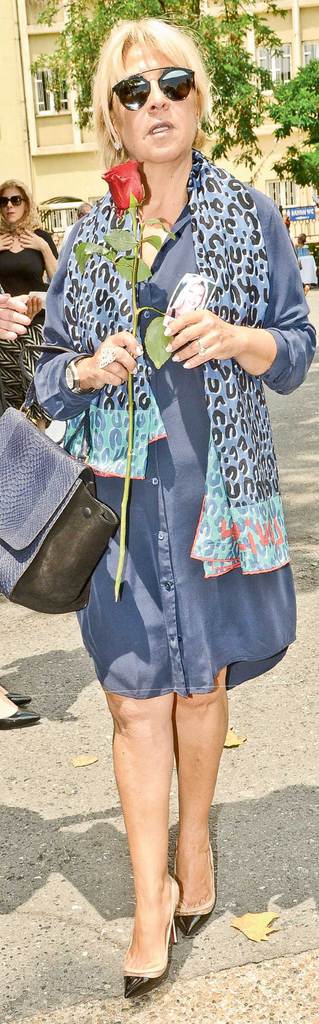 Sevenleri gözyaşlarıyla uğurladı