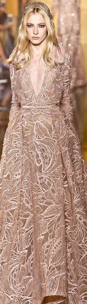 En gözde tasarımcılar Paris'te 