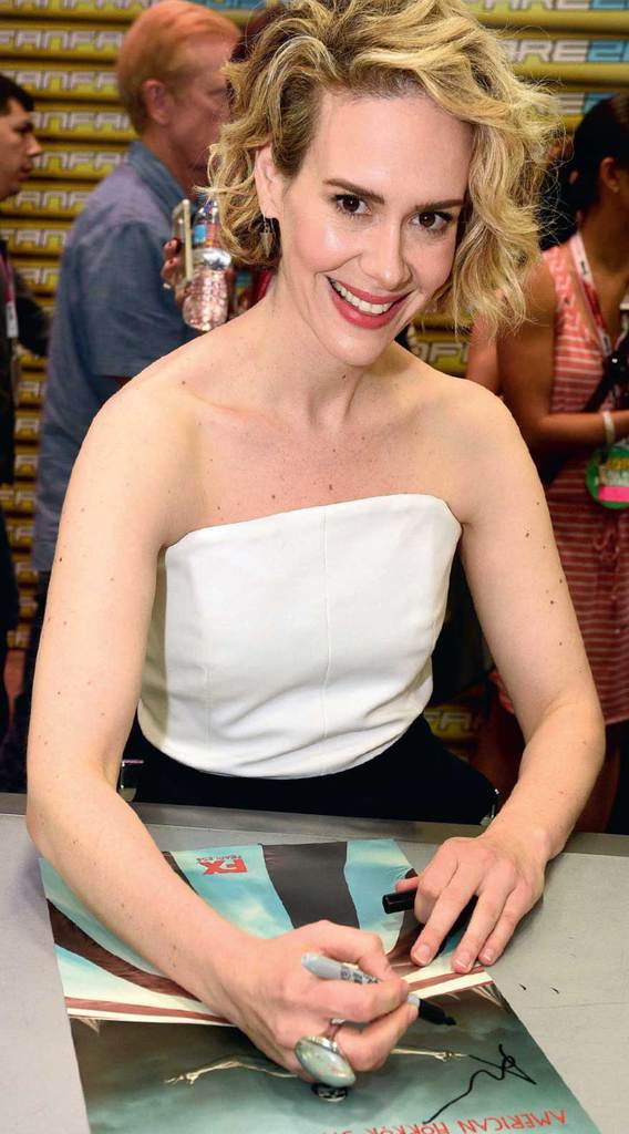 Bilimkurgu hayranları ünlü yıldızlarla buluştu