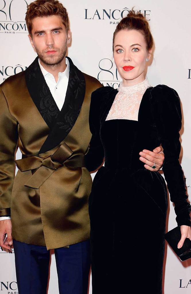 Güzellik elçileri buluştu 