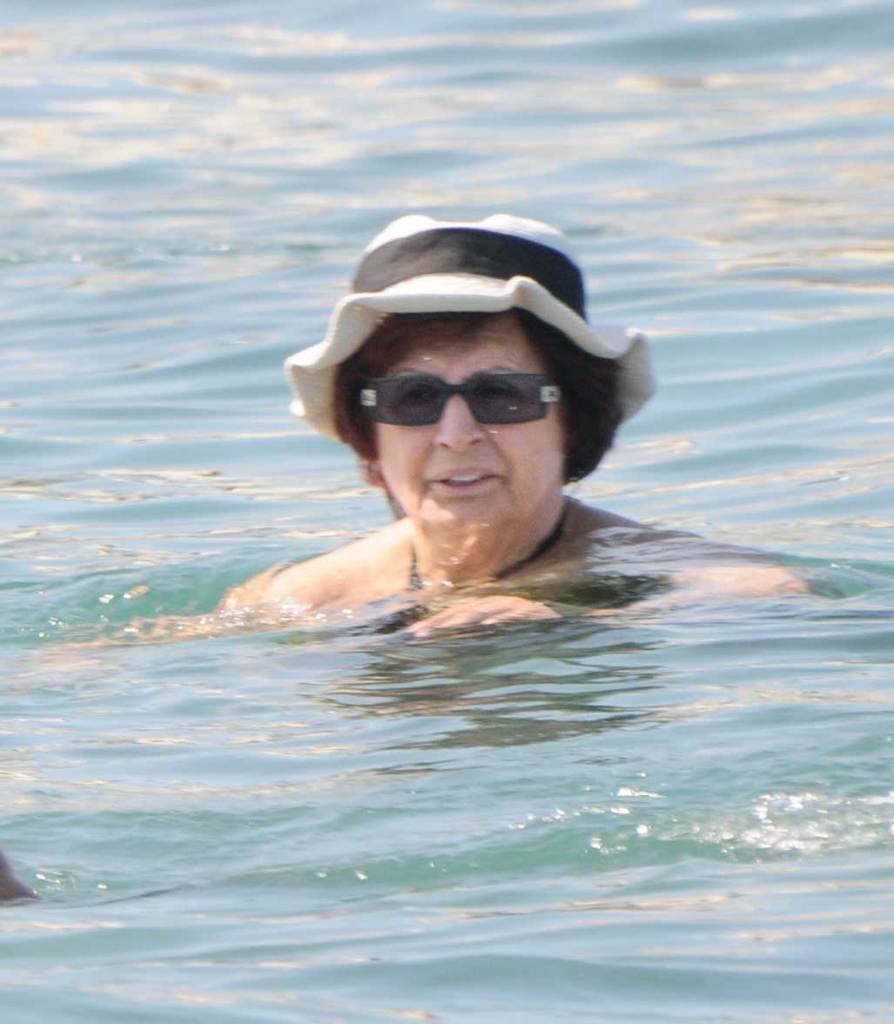 Ünlüler Bodrum'a demir attı