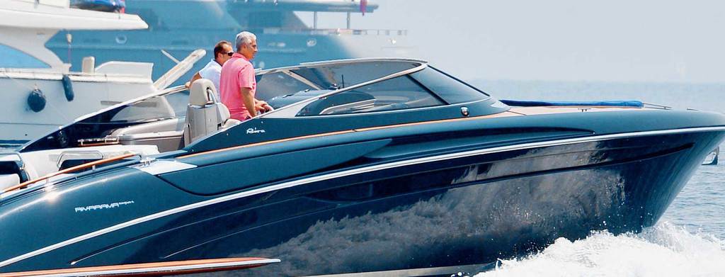 Ünlüler Bodrum'a demir attı