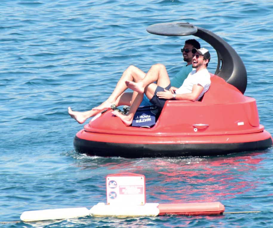 Ünlüler Bodrum'a demir attı
