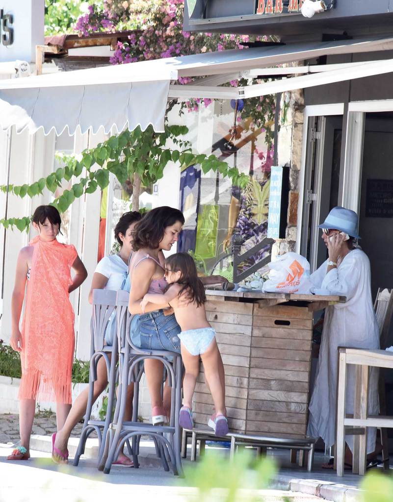 Ünlüler Bodrum'a demir attı