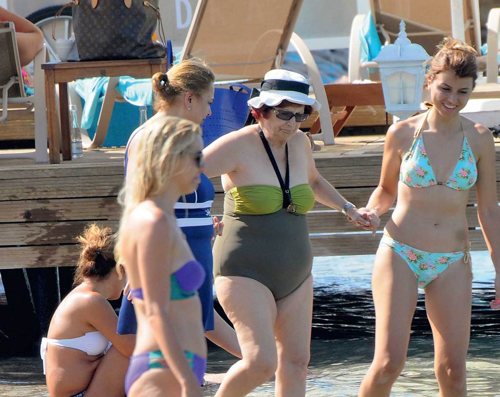 Ünlüler Bodrum'a demir attı