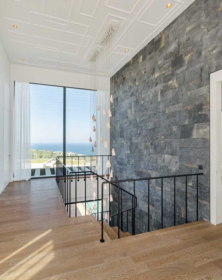Modanın mimariyle buluştuğu Bodrum evi