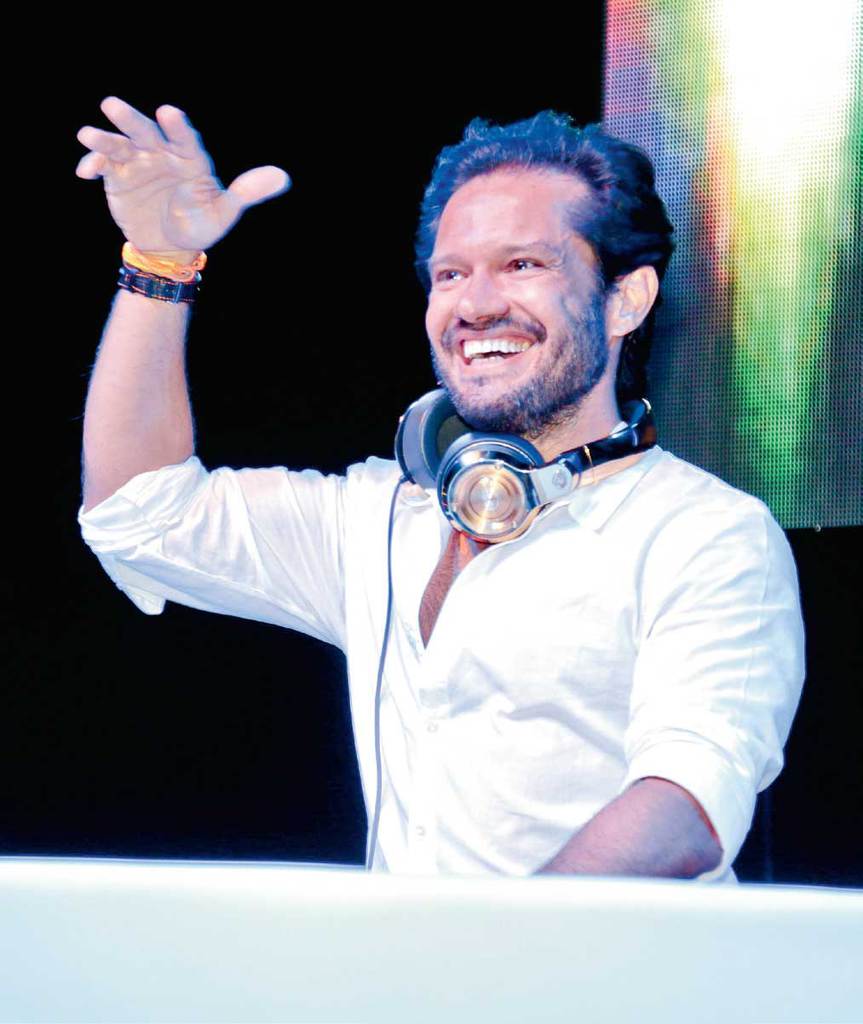 Çeşme'deki yeni projeye özel parti