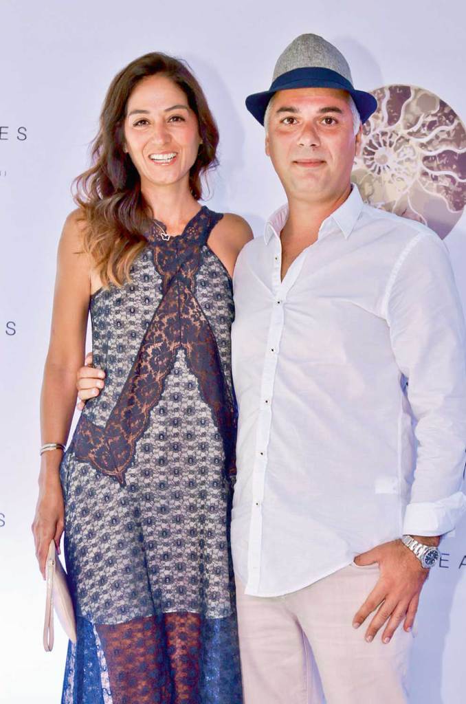 Çeşme'deki yeni projeye özel parti