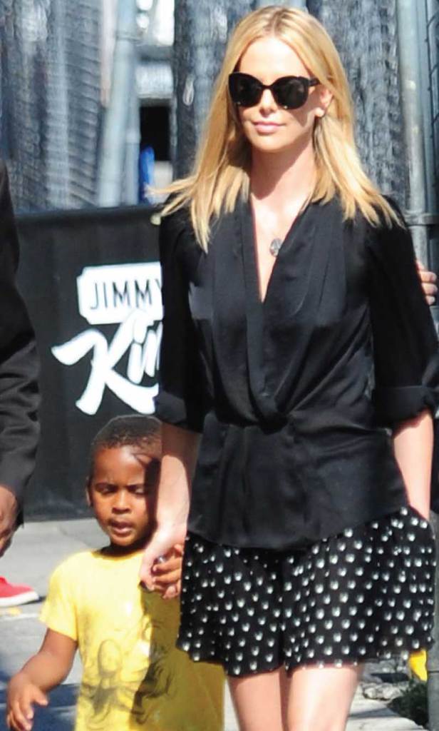 İkinci defa anne oluyor