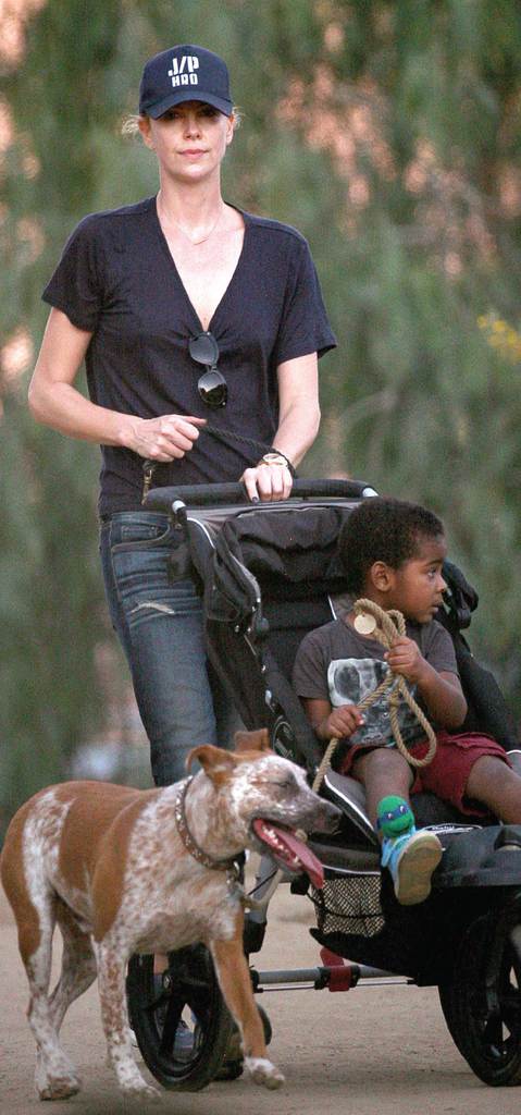 İkinci defa anne oluyor