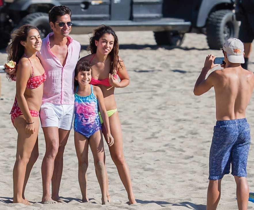 Yıldızlar tatilin keyfini çıkarıyor