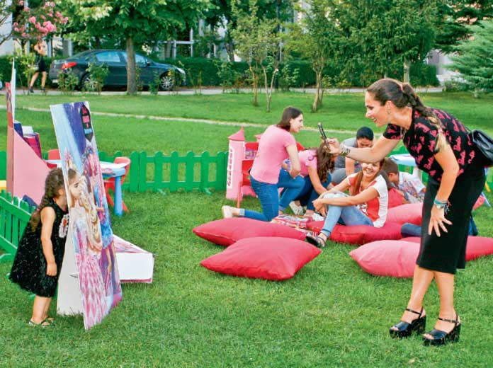 Barbie'nin yeni filmi için buluştular