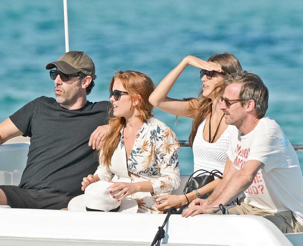 Deniz, kum, güneş ve yıldızlar