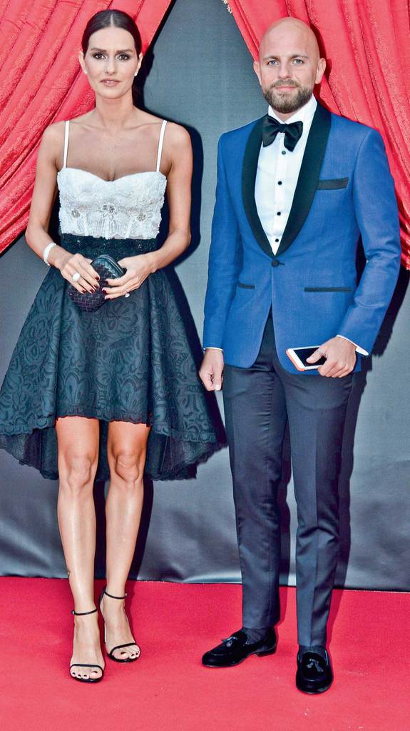 Rüya gibi bir düğünle evlendiler