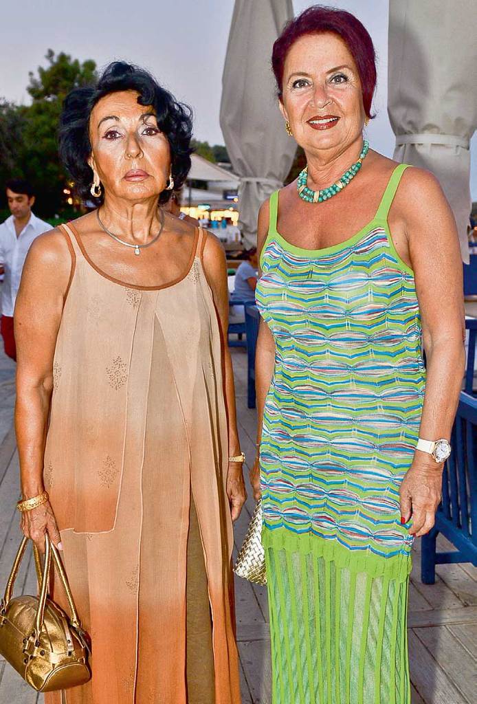 Tatilde bile yardıma devam ediyorlar