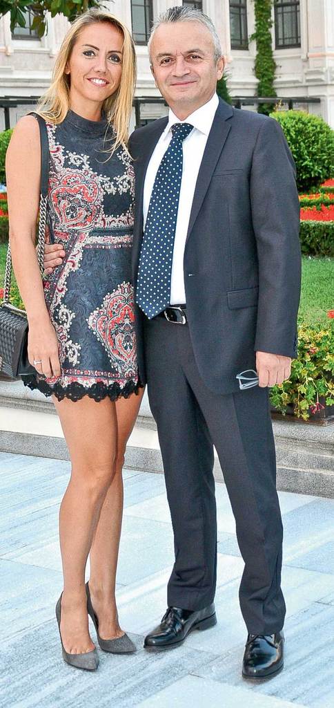 Siyaset ve iş dünyasını buluşturan düğün