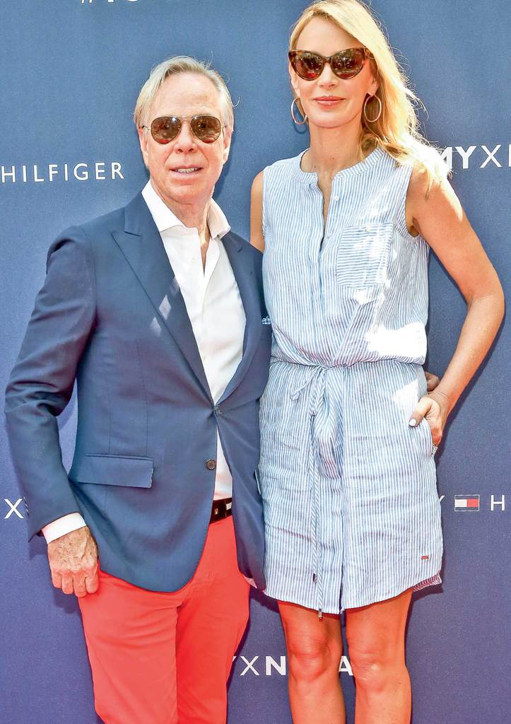 Tenis oynayarak tanıtım yaptılar